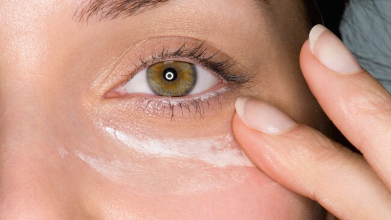 Eye Contour Revitalization